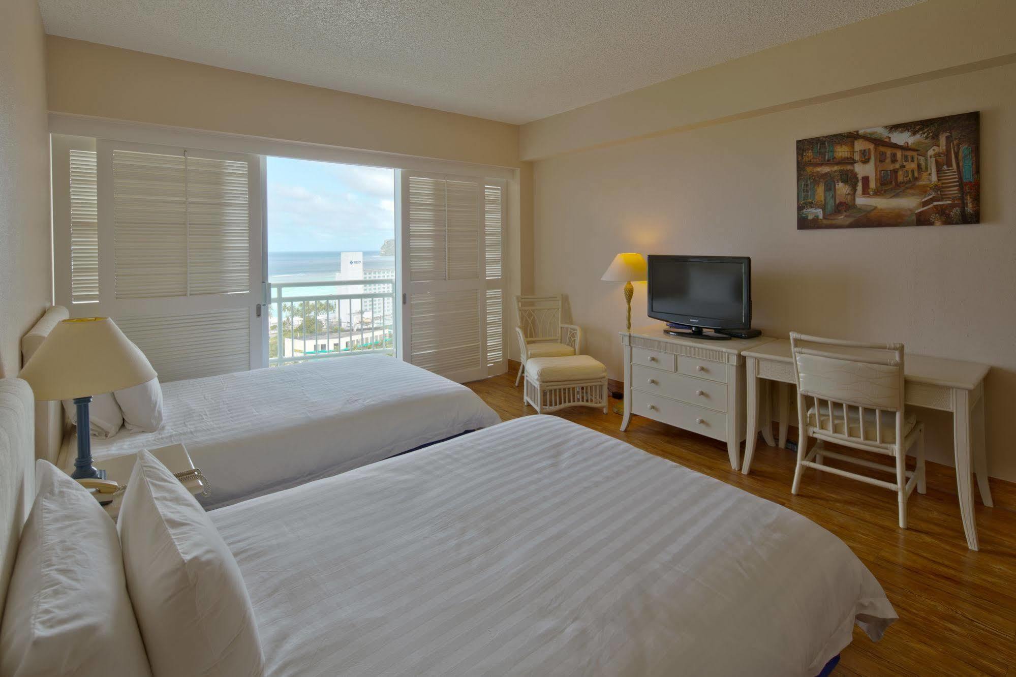 Verona Resort & Spa Tumon Luaran gambar